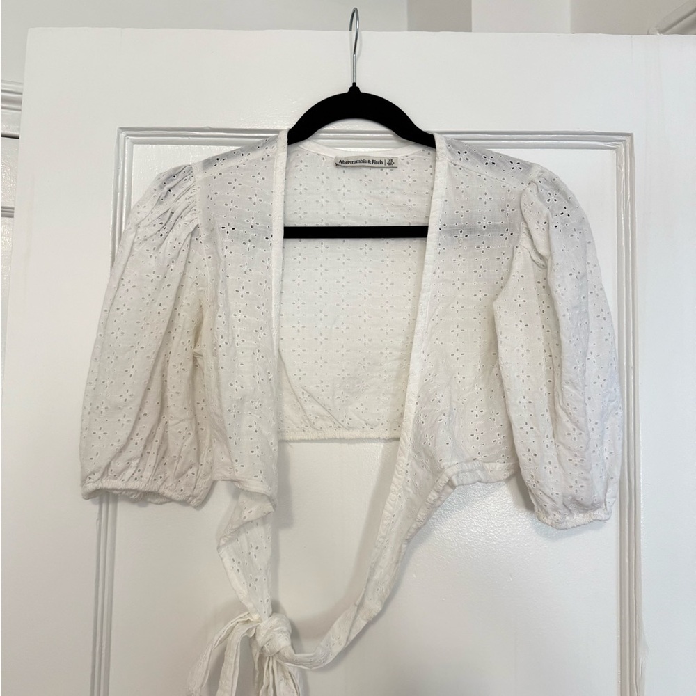 Abercrombie & Fitch White Eyelet Blouse